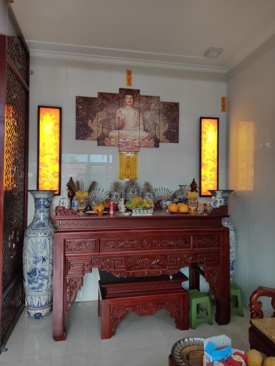Nghệ thuật tranh trúc chỉ trong thiết kế phòng thờ